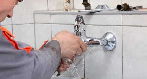 5 Tips para detectar fugas de agua en casa