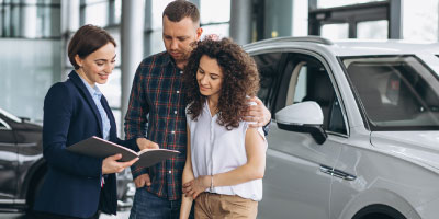 Coche protegido por seguro de vehículos Nova Seguros Latam