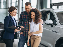 Coche protegido por seguro de vehículos Nova Seguros Latam